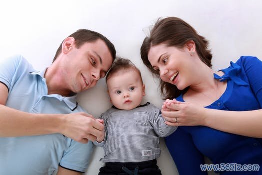 family-toddler-hapy-happy-160688.jpeg